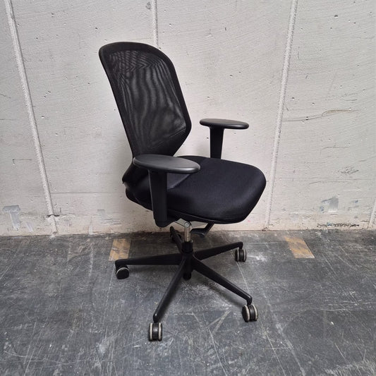 Bürodrehstuhl Vitra "Meda Chair"