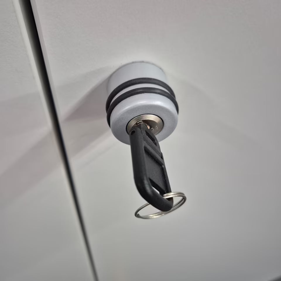 Aktenschrank / Büroschrank / Archivschrank