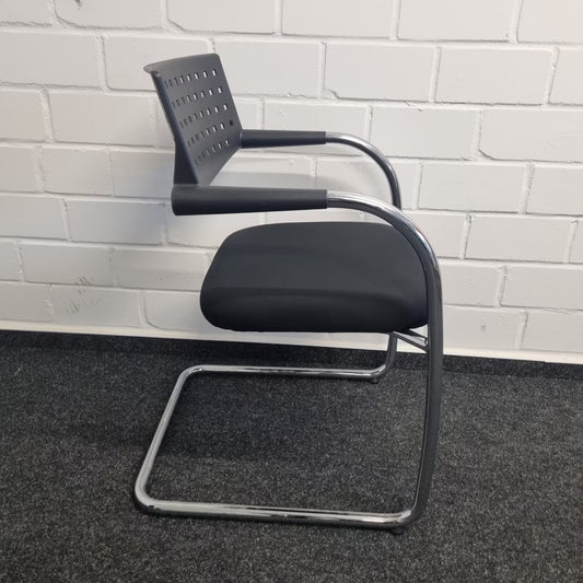 Profi-Konferenzstuhl / Freischwinger – Vitra Visavis 2