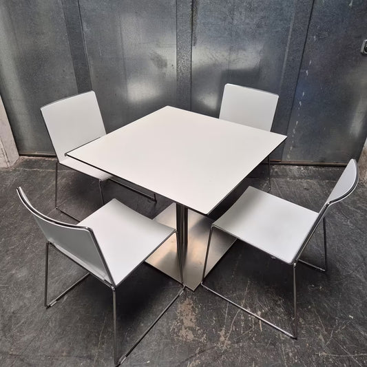 Pedrali Besprechungstisch / Bistrotisch