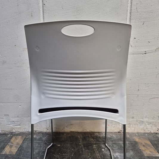 Besucherstuhl stapelbar Kunststoff / Stoff abwaschbar