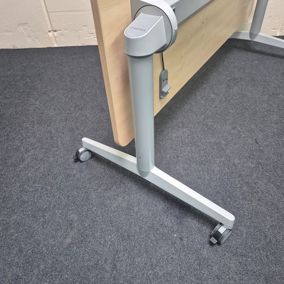 Klapptisch / Schulungstisch - Steelcase