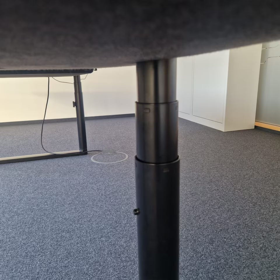 Vitra elektrischer Besprechungstisch
