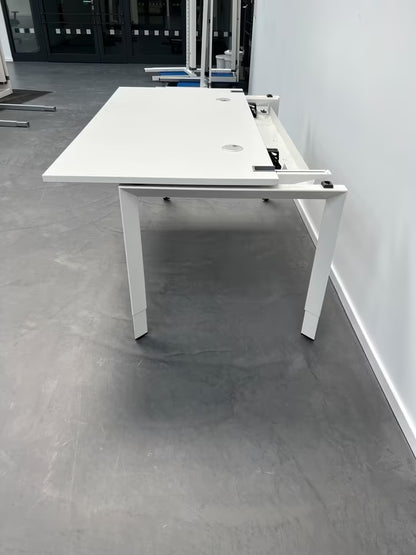 Schreibtisch OKA 140x80