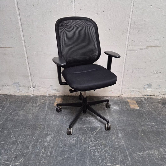Bürodrehstuhl Vitra "Meda Chair"