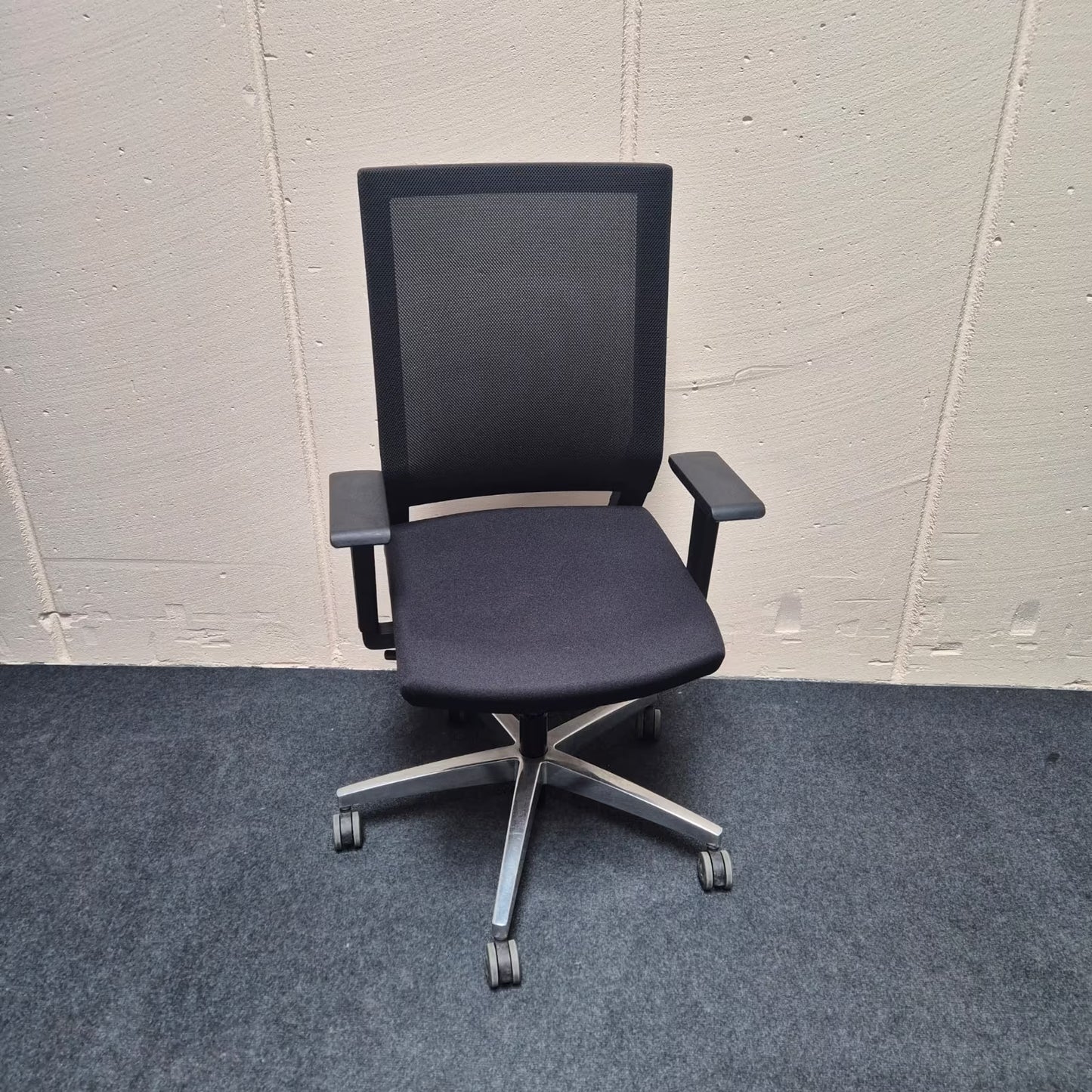 Bürodrehstuhl / Dauphin "Viasit"