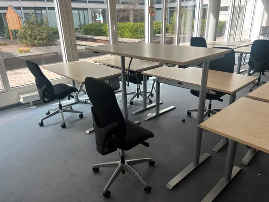Steh-Sitz Schreibtisch elektrisch