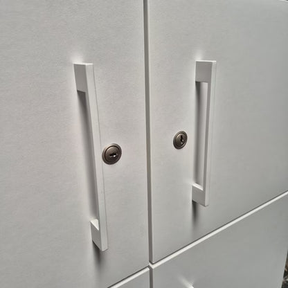 Lockerschrank / Fächerschrank