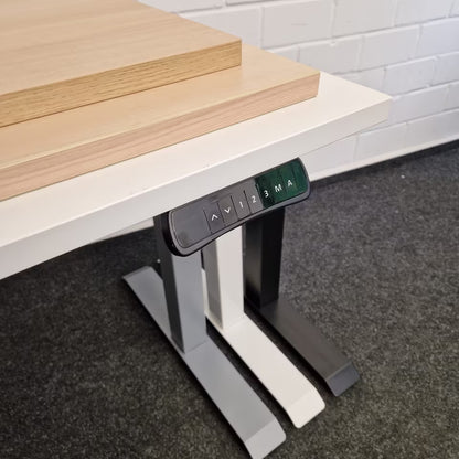 Steh-Sitz Schreibtisch elektrisch NEU