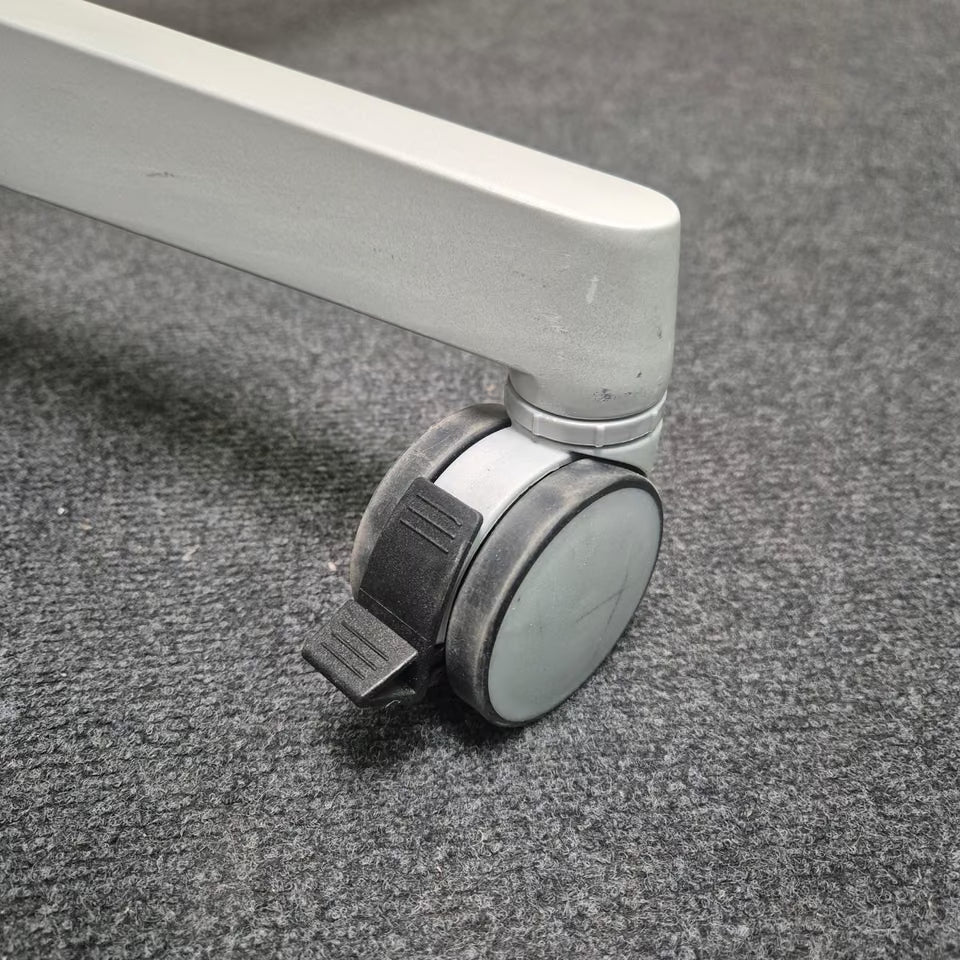 Klapptisch / Schulungstisch  - Steelcase