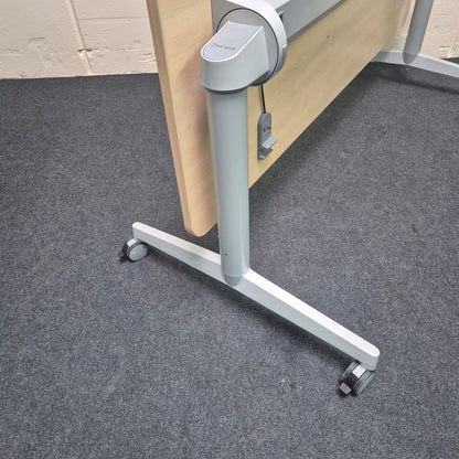 Klapptisch / Schulungstisch  - Steelcase