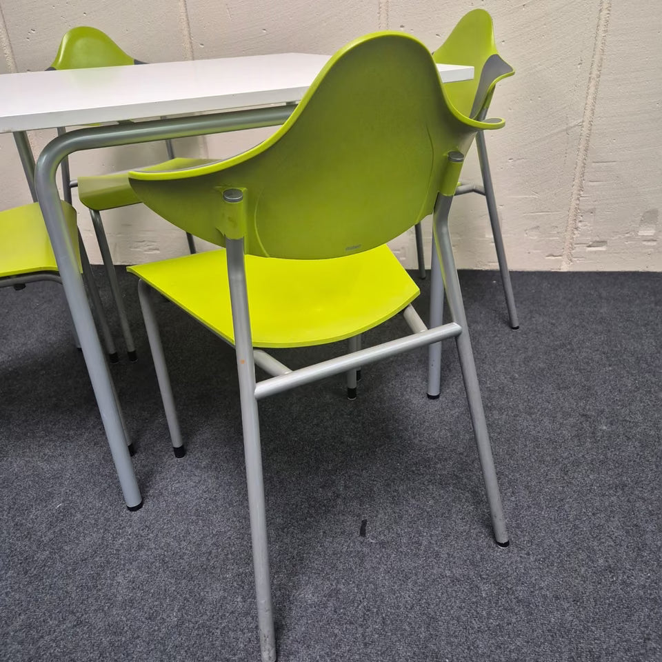 Kantinentisch / Küchentisch / Aufenthaltsraum