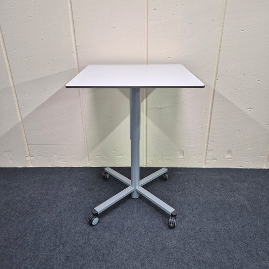 Besprechungstisch / VS / weißgrau / 80 x 80 cm