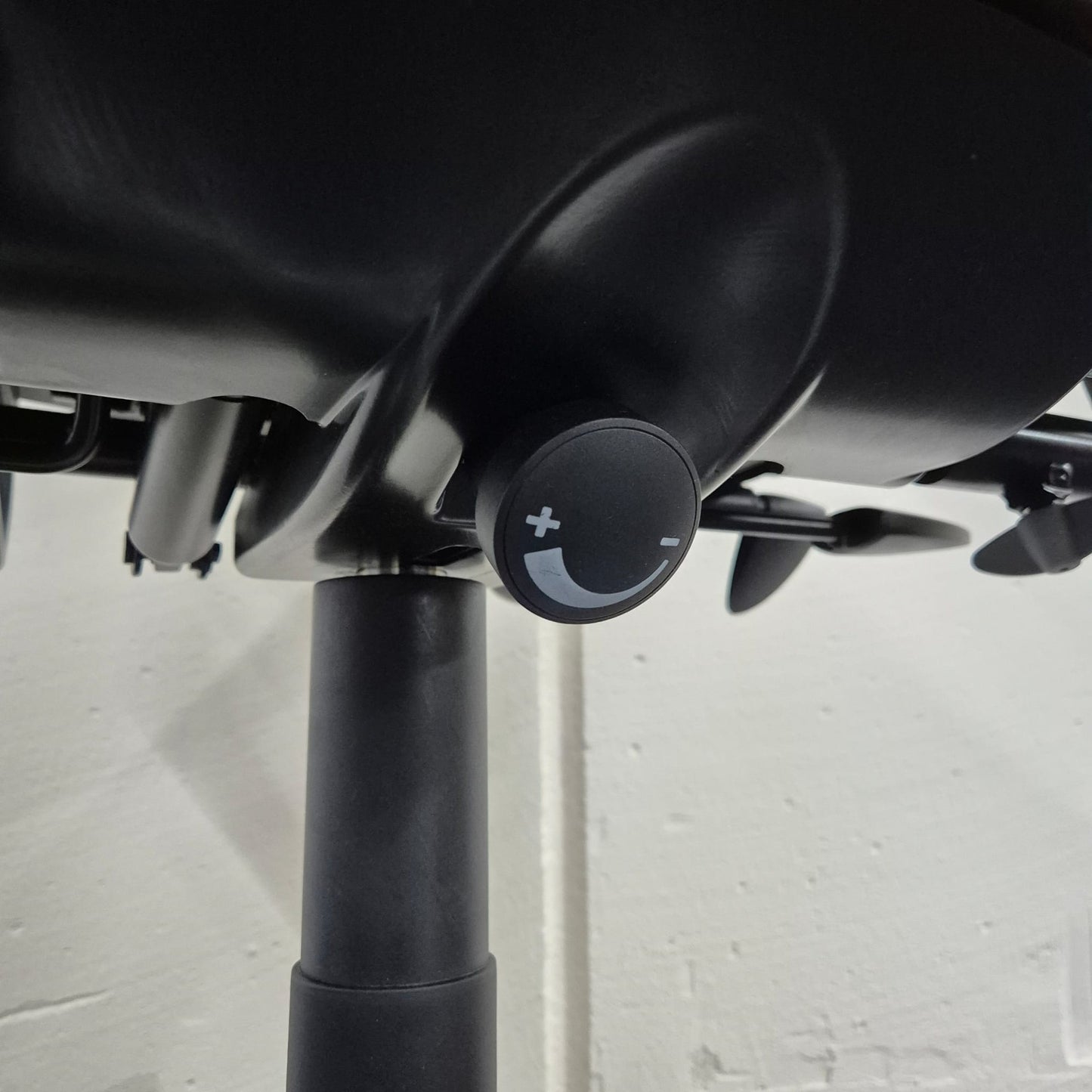 Bürodrehstuhl / RH Axia / schwarz /