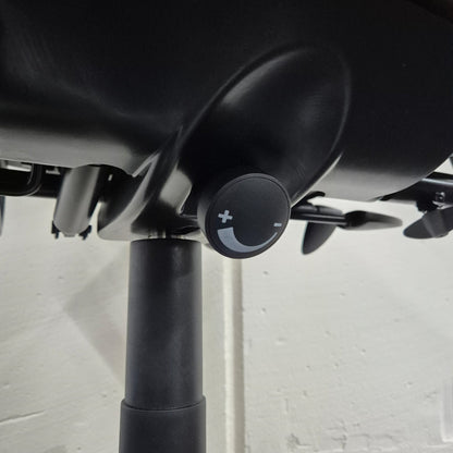 Bürodrehstuhl / RH Axia / schwarz /