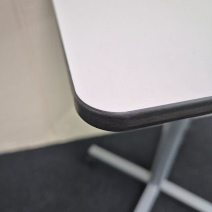 Besprechungstisch / VS / weißgrau / 80 x 80 cm