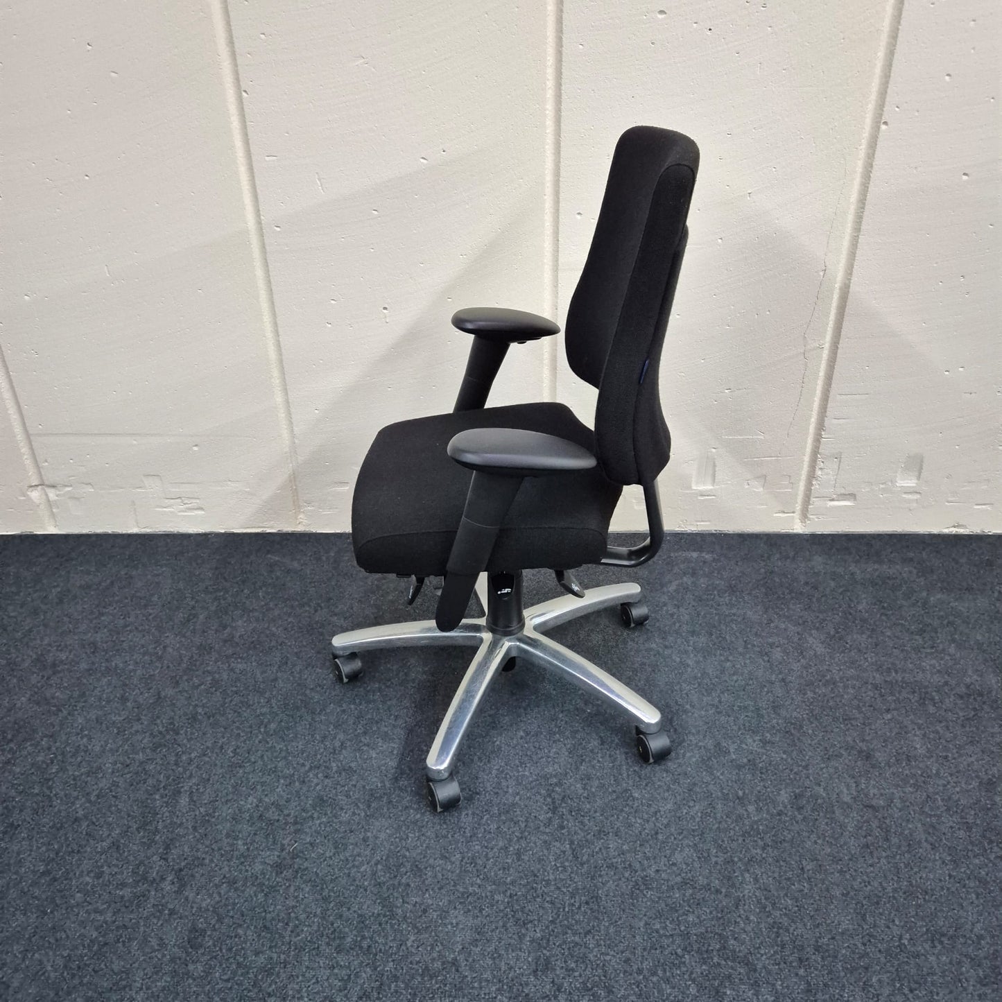 Bürodrehstuhl / RH Axia / schwarz /