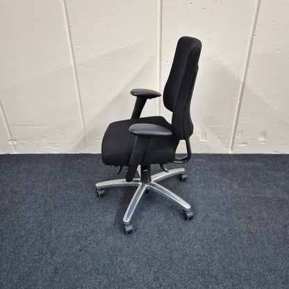 Bürodrehstuhl / RH Axia / schwarz /