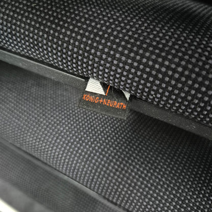 Freischwinger König & Neurath OKAY  / schwarz / stapelbar / Gestellfarbe verchromt