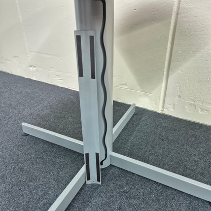 Besprechungstisch / VS Büromöbel / weiß / 100 cm Durchmesser