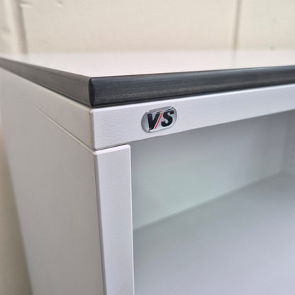 Sideboard /VS Büromöbel / weiß / Querrolllade silbergrau / 3 Ordnerhöhen / 120 cm