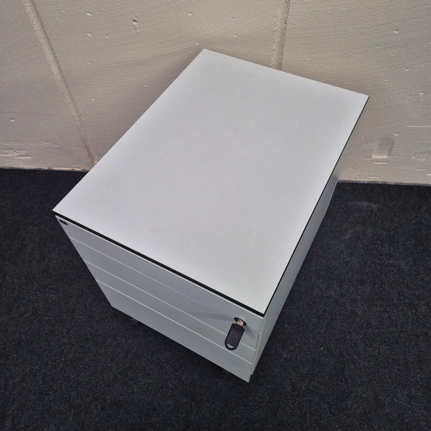 Rollcontainer / VS Büromöbel / weiß / 60 cm / Schubladen