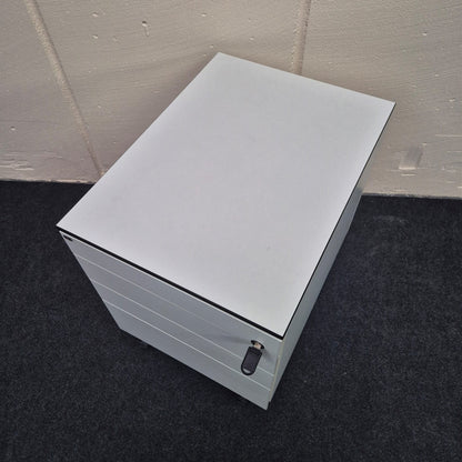 Rollcontainer / VS Büromöbel / weiß / 60 cm / Schubladen