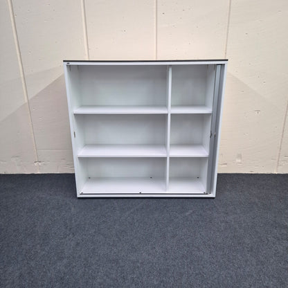 Sideboard /VS Büromöbel / weiß / Querrolllade silbergrau / 3 Ordnerhöhen / 120 cm