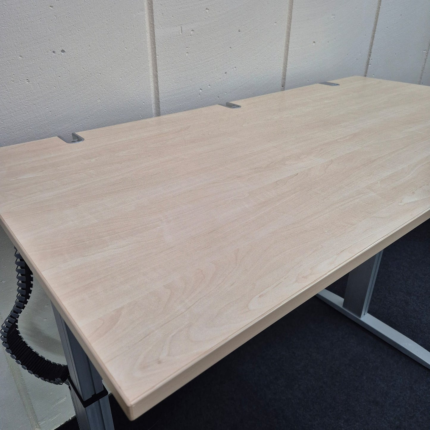 Steh-Sitz-Schreibtisch / CEKA / ahorn