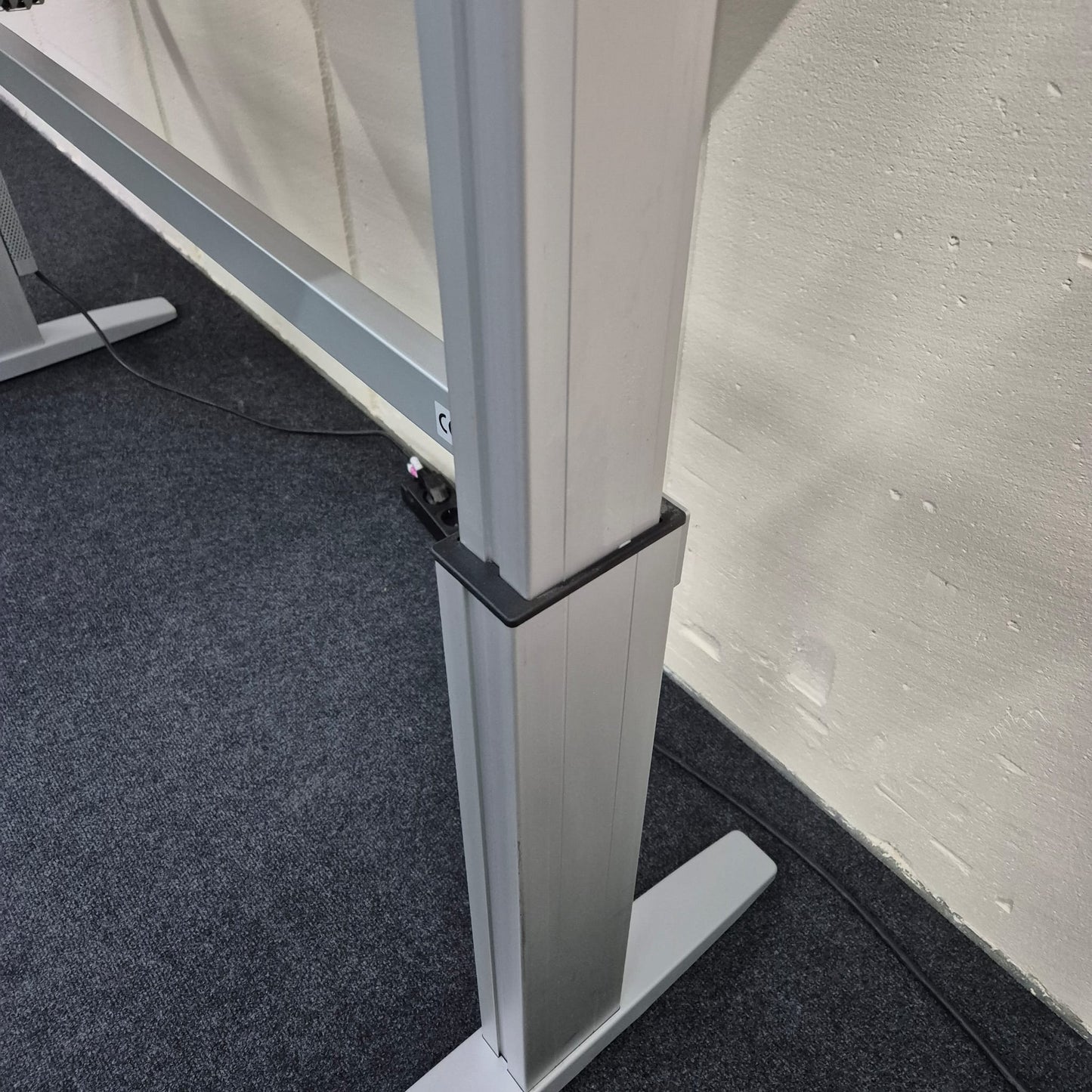 Steh-Sitz-Schreibtisch / CEKA / ahorn