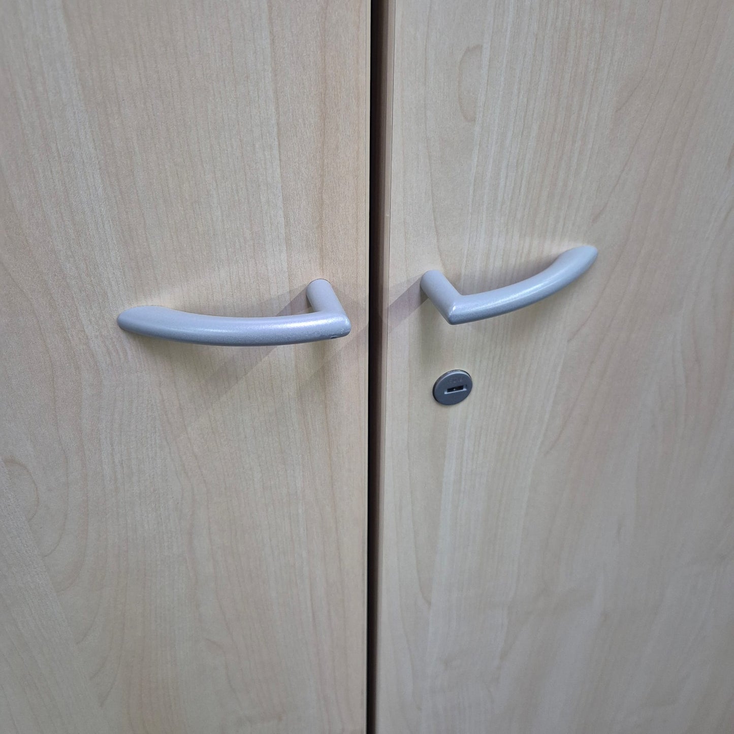 Aktenschrank / OKA / ahorn / 100 cm / 5 Ordnerhöhen + Garderobe