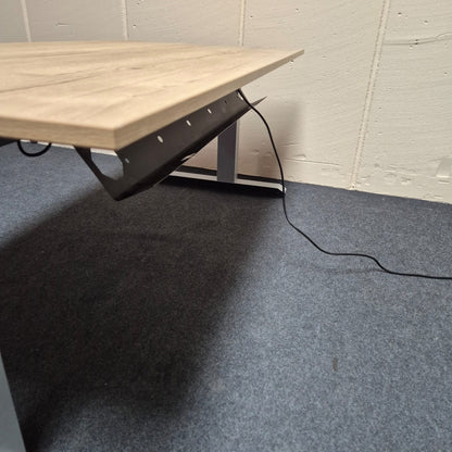 Elektrisch höhenverstellbarer Schreibtisch – Sedus Temptation