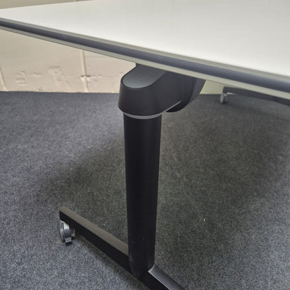 Klapptisch / Besprechungstisch  - Steelcase