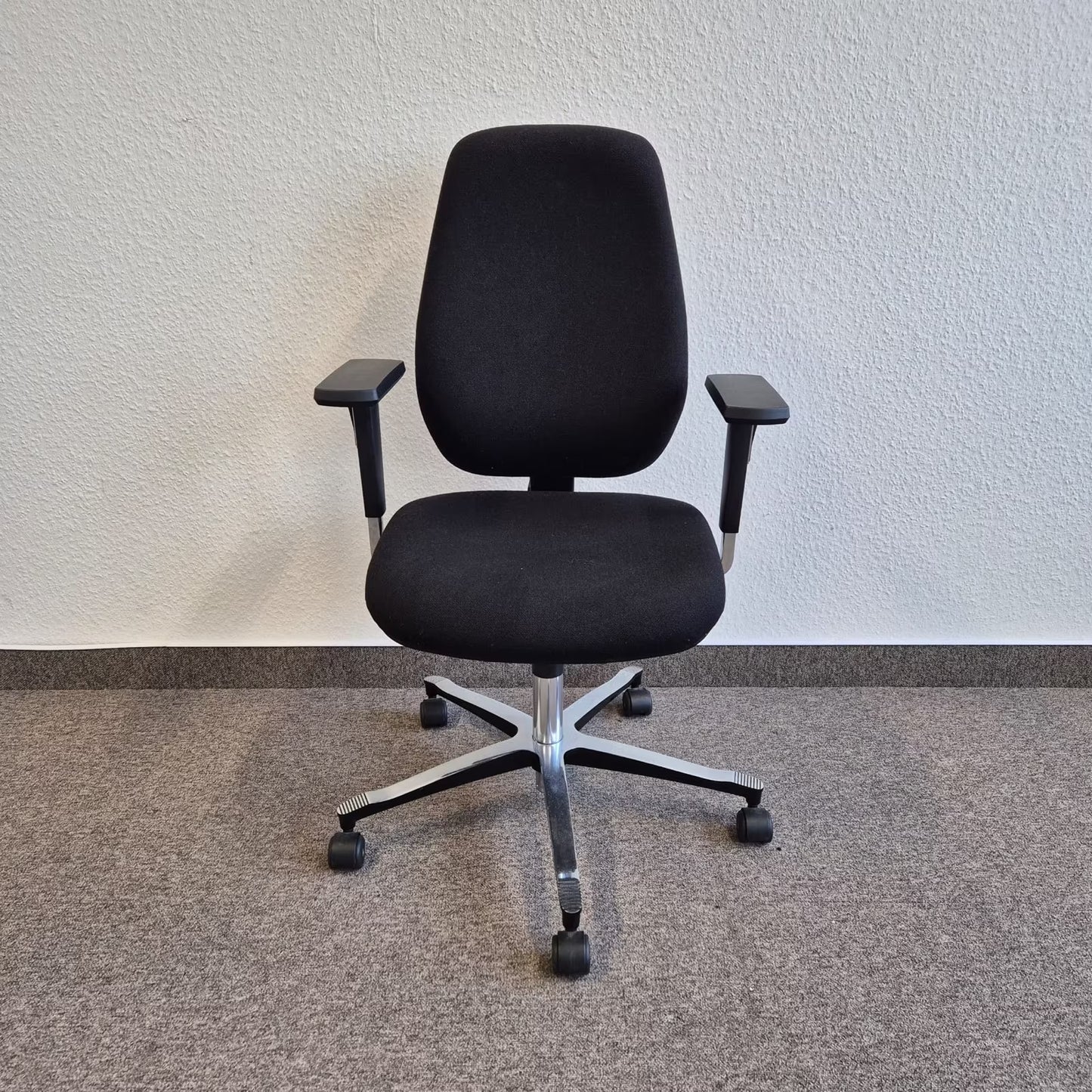 Bürodrehstuhl / Dauphin "ESD"